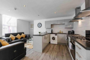 Modern Family Home With Parking-Pem